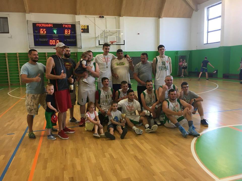 Баскетболісти з Виноградова "взяли" срібло в фіналі чемпіонату Закарпаття з баскетболу