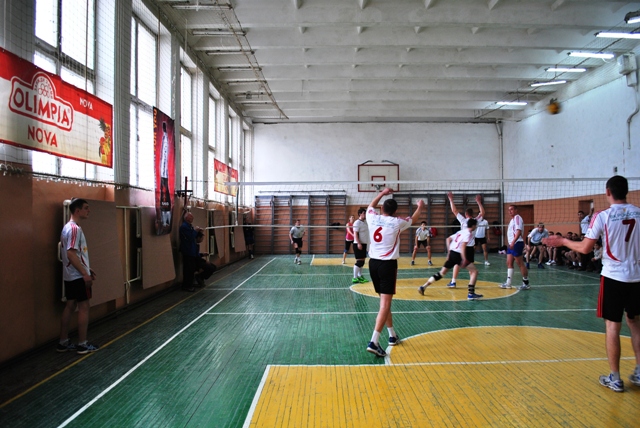 У Виноградові пройшли матчі підготовки до чемпіонату району з волейболу