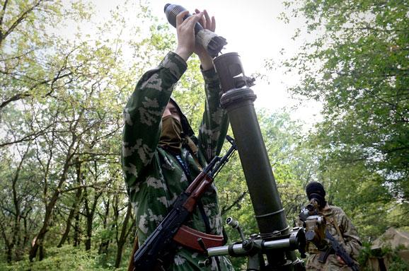 Бойовики за добу здійнисли понад 30 обстрілів сил АТО 