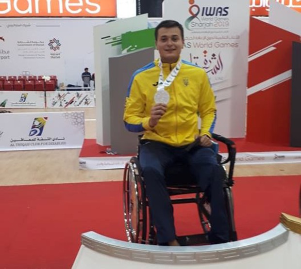 В Об'єднаних Арабських Еміратах у м. Шаржа тривав Чемпіонат світу серед юнаків до 23 років із фехтування на візках. 