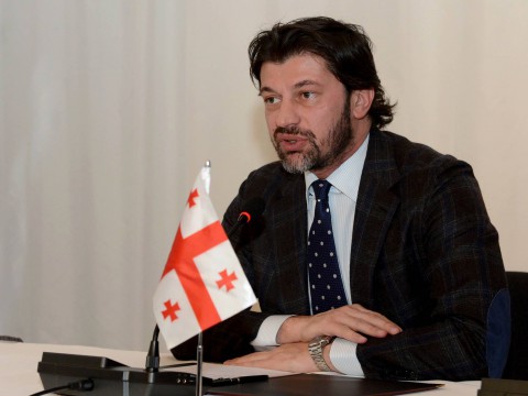 Віце-прем'єр, міністр енергетики Грузії, а в минулому - захисник київського 