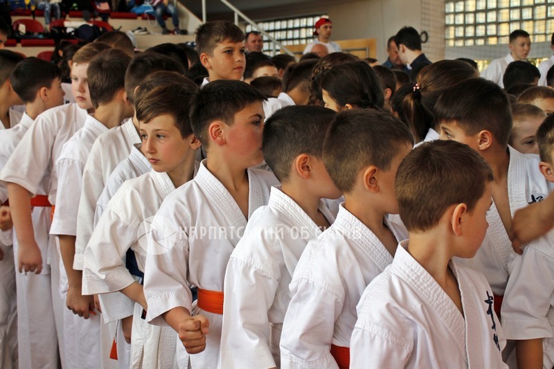У Мукачеві пройшов чемпіонат з кіокушинкайкан карате