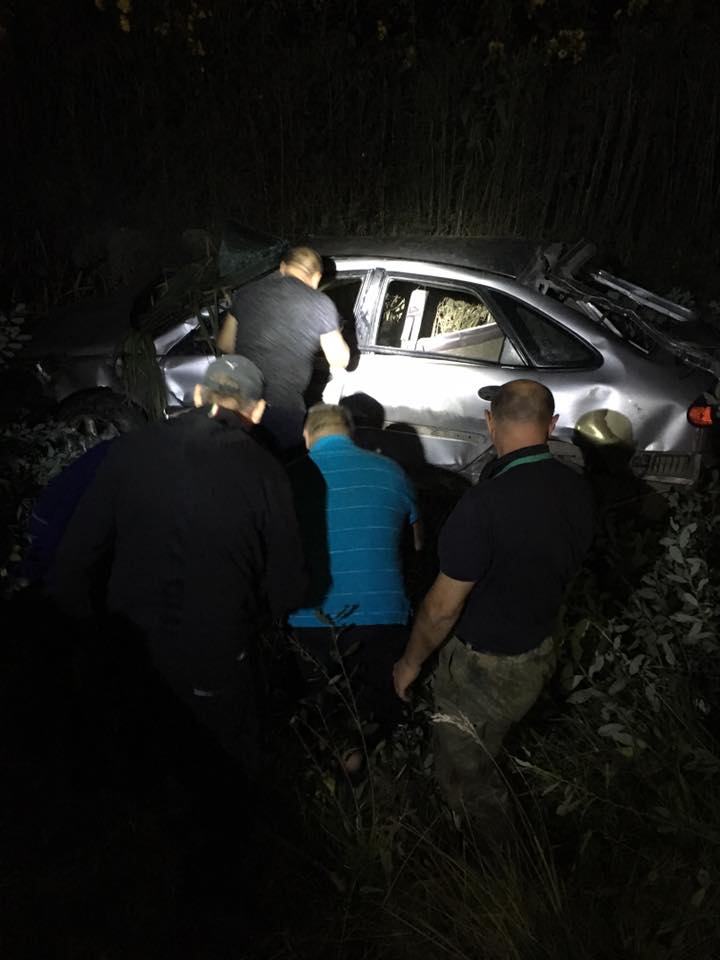 Фотографии с места аварии, которая произошло сегодня вечером в селе Ракошино обнародовано в соцсети.