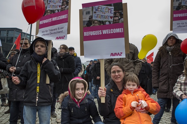 У Берліні протестують проти Меркель