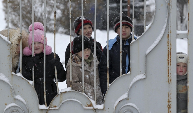 Дитячий фонд ООН (ЮНІСЕФ) заявляє, що 1,7 млн дітей через конфлікт на сході Україні перебувають у важкій ситуації
