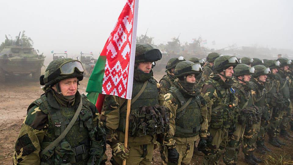 Російські окупанти шістнадцятий день повномасштабно атакують Україну. Ворожі обстріли й наступи ведуть і з території Білорусі.


