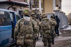 Закарпаття під інформаційною атакою: СБУ спіймала проросійських агітаторів. Подробиці гучних затримань (ФОТО)