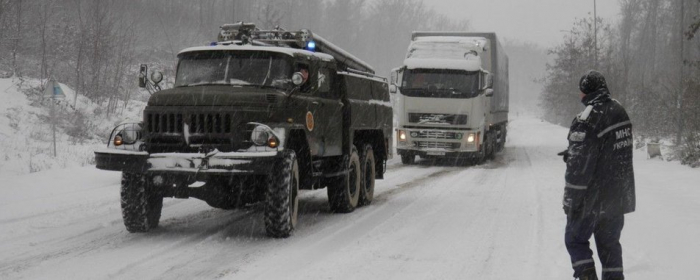 На ділянці 702 – 744 км траси М-06 Київ – Чоп відновили рух транспорту біля 16-ї години.