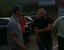 В Ужгороде "пересічники" перекрыли грани...