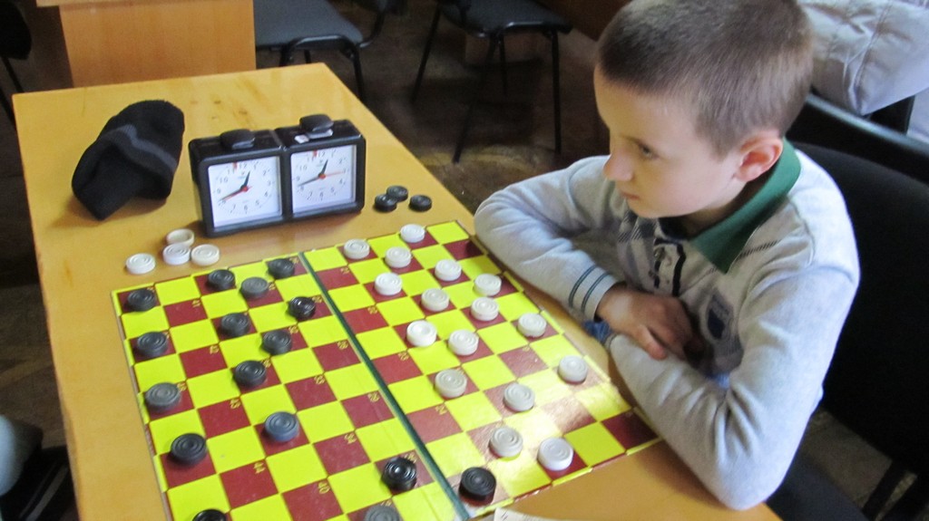 Днями у Іршаві пройшов особисто-командний чемпіонат області з шашок-100.