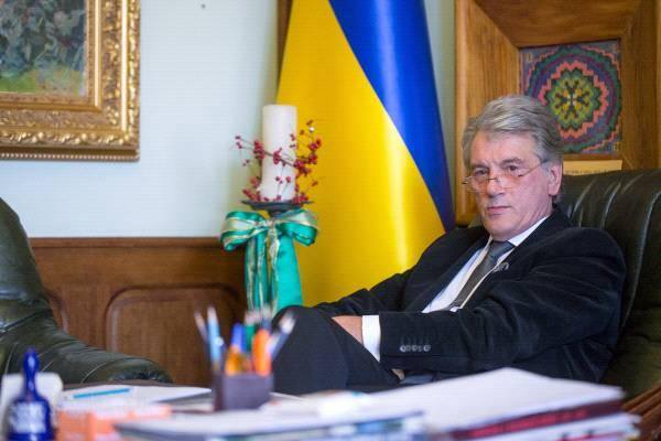 Ющенко с 1993 по 1999 год возглавлял украинский Нацбанк.