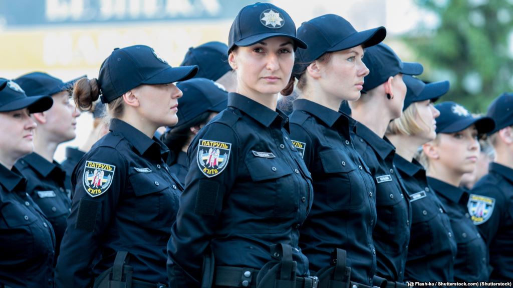На Закарпатье зафиксирован один из самых больших конкурсов в новую полицию / ИНФОГРАФИКА