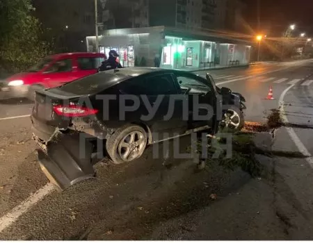 Сьогодні під час нічного патрулювання інспектори виявили ДТП на вулиці Минайській. Трапилося це близько 5-ї години.
