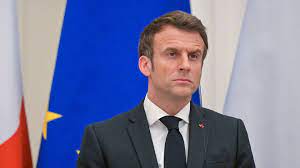 Президент Франції Еммануель Макрон у четвер виправдав своє рішення не використовувати слово 
