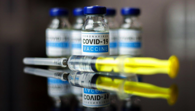 Закарпатці продовжують щепитися проти COVID-19. Кожен охочий може імунізуватися у будь-якому Центрі/пункті вакцинації, що розташовані по всій області.
