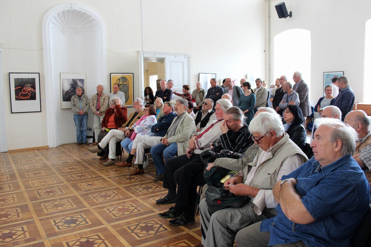21 вересня в Закарпатському обласному художньому музеї ім.Й.Бокшая власну творчість презентували члени живописної секції Угорської академії мистецтв.