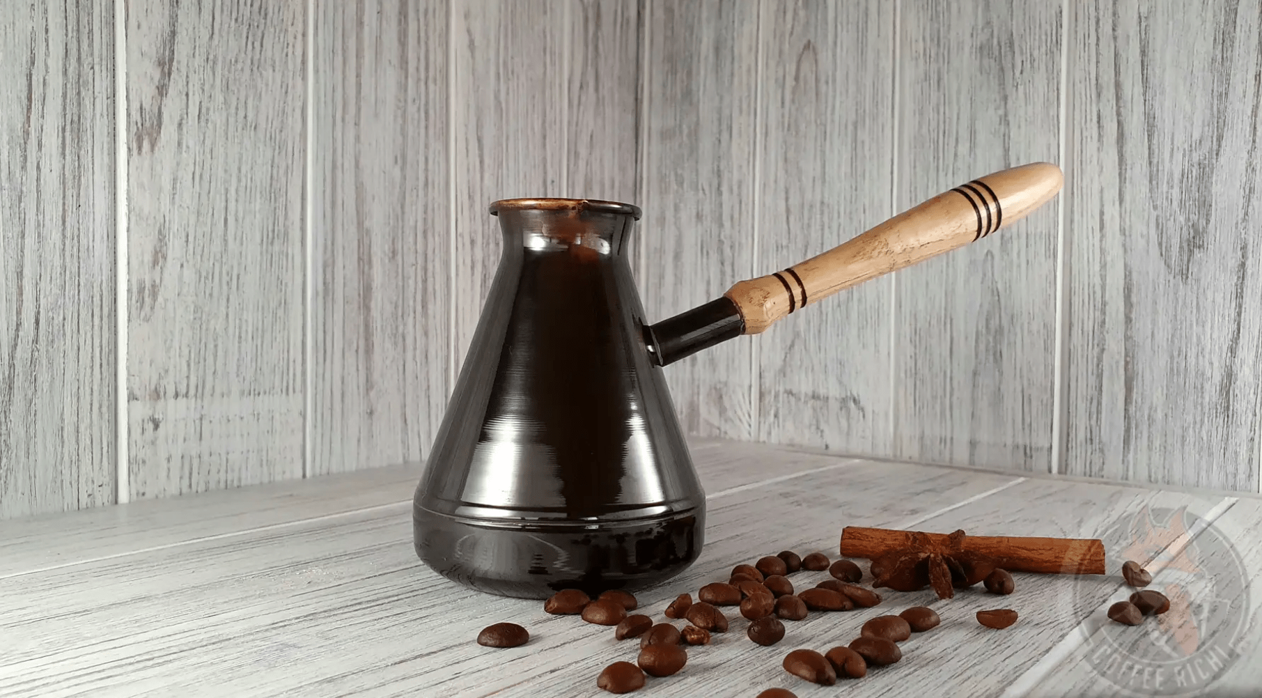 Як вибрати турку і правильно варити в ній каву