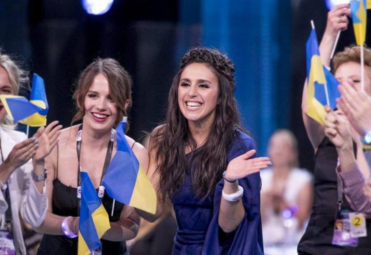 Украина победила в 61-м международном песенном конкурсе «Евровидение-2016», финал которого состоялся в субботу в Швеции. Украину на конкурсе представляла певица Джамала, которая обогнала Австралию и Россию