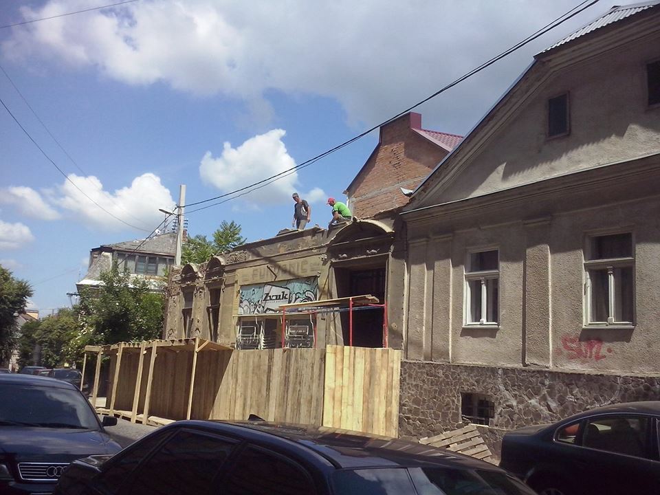 Будинок на вулиці Волошина, який лишався одним із найвідоміших автентичних – під загрозою! Ця новина сколихнула небайдужий ужгородців.