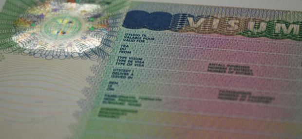 Польша увеличила количество выдачи национальных виз для украинцев 