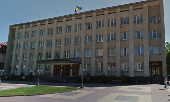 Відповідне звернення обранці Рахівської міської та районної рад опублікували в місцевій газеті та надіслали на адреси нардепів від Закарпатської області.