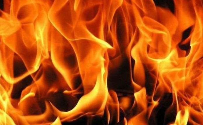 Напередодні, 27 березня, о 10:28 спалахнула пожежа в гаражі на вул. Польова у м. Виноградів.