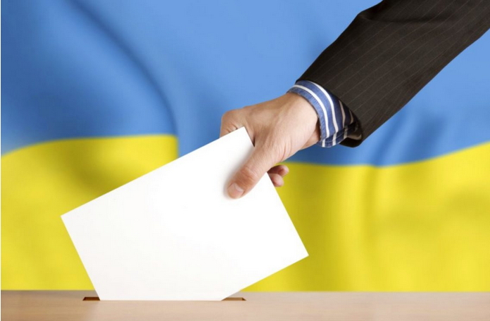 Українці, які в день виборів президента перебуватимуть на території РФ, не зможуть проголосувати. Про це повідомив міністр закордонних справ Павло Клімкін.