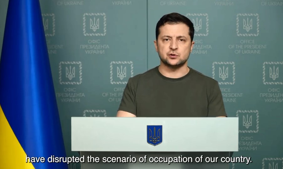 Президент записал еще одно видеообращение к украинцам.