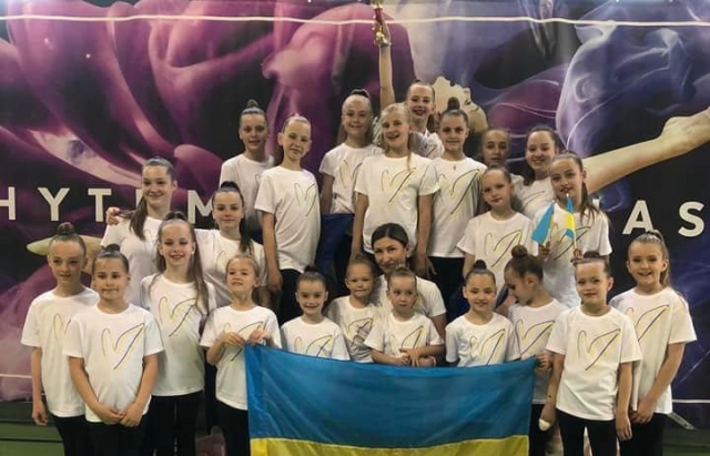 Дівчата відділення художньої гімнастики гідно представили Мукачево на Міжнародних змаганнях та отримали призові місця.