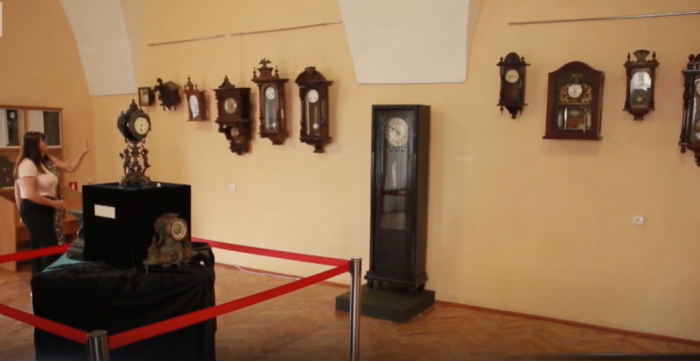 Неймовірну колекцію годинників зі столітньою історією можна побачити в Ужгороді (ВІДЕО)