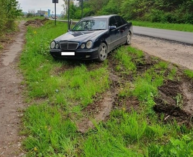На Иршавщине 18-летний рулевой нанес смертельную дорожную аварию.