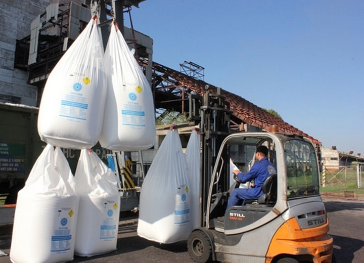 Межведомственная комиссия по международной торговле приняла решение о возобновлении действия антидемпинговых мер относительно импорта в Украину некоторых азотных удобрений происхождением из России.