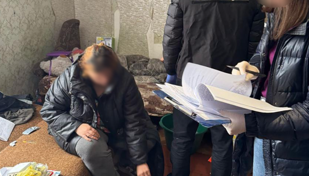 "Сліпе" кохання: 39-річна жінка видурила понад 900 тисяч гривень у 21-річного військовослужбовця (ФОТО)