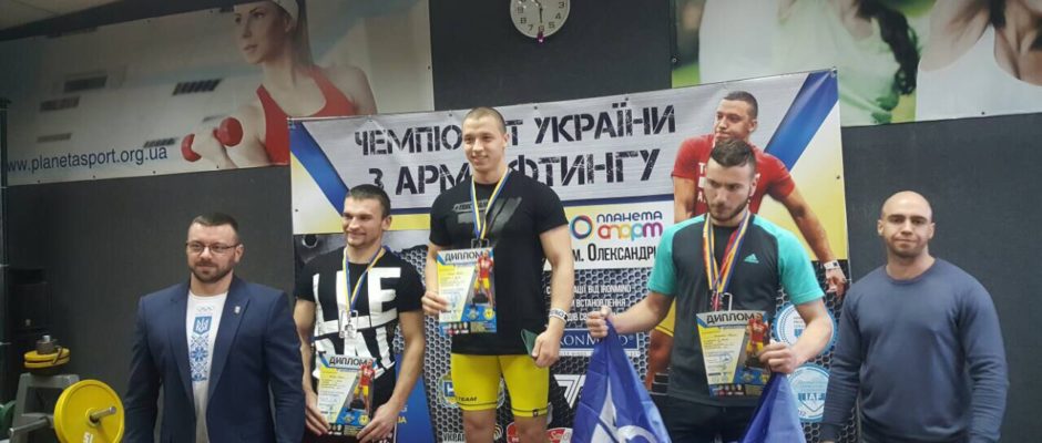 Студент із Закарпаття став переможцем Чемпіонату України з армліфтингу