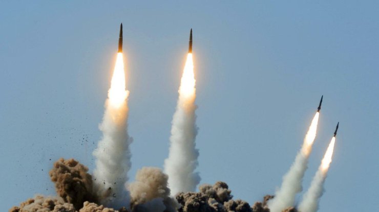 Війська РФ наступного тижня можуть завдати масованого ракетного удару по Україні.