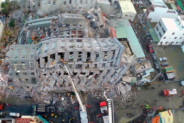Жертвами землетрясения на острове Тайвань стали уже 26 человек, передает агентство Xinhua со ссылкой на штаб спасателей. По последним данным число жертв возросло до 31 человека.