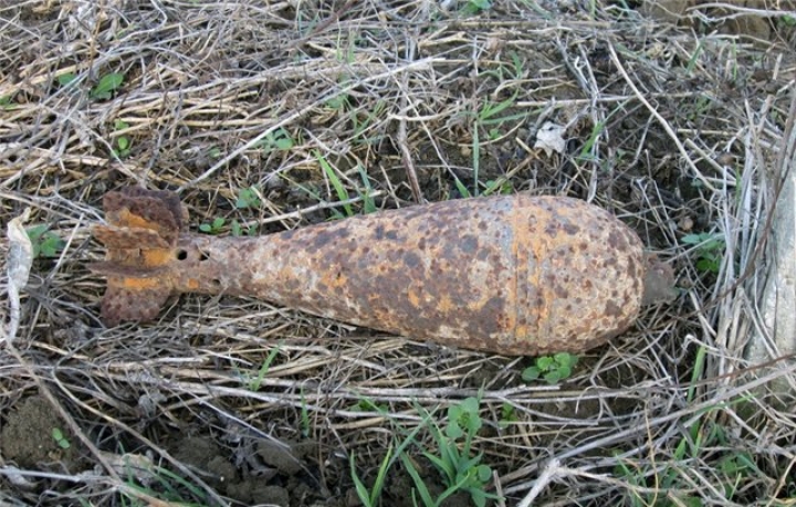 Пограничный наряд в Чопе обнаружил две минометные мины времен Второй мировой войны.