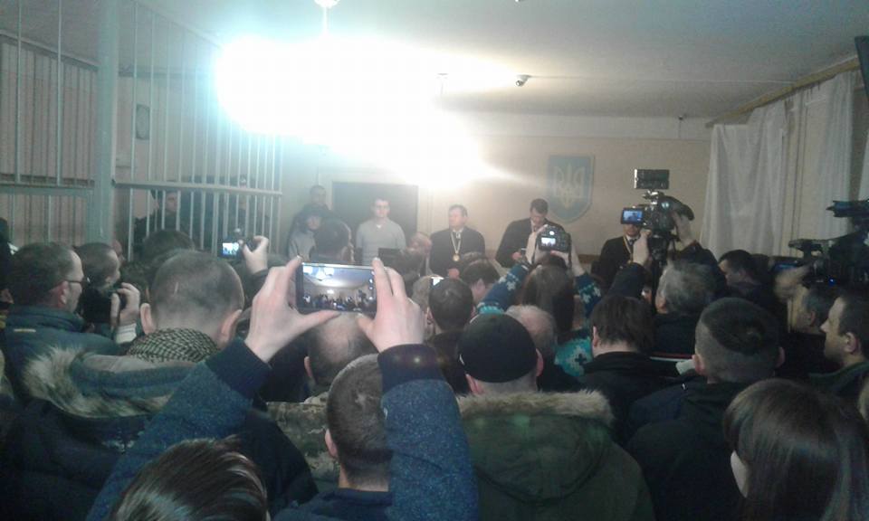 Апеляційний суд в Ужгороді передав бійця ПС "Бєса" на поруки депутатам