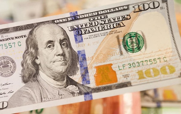 Українцям дали новий прогноз: експерт розповів, що буде з курсом долара у червні 