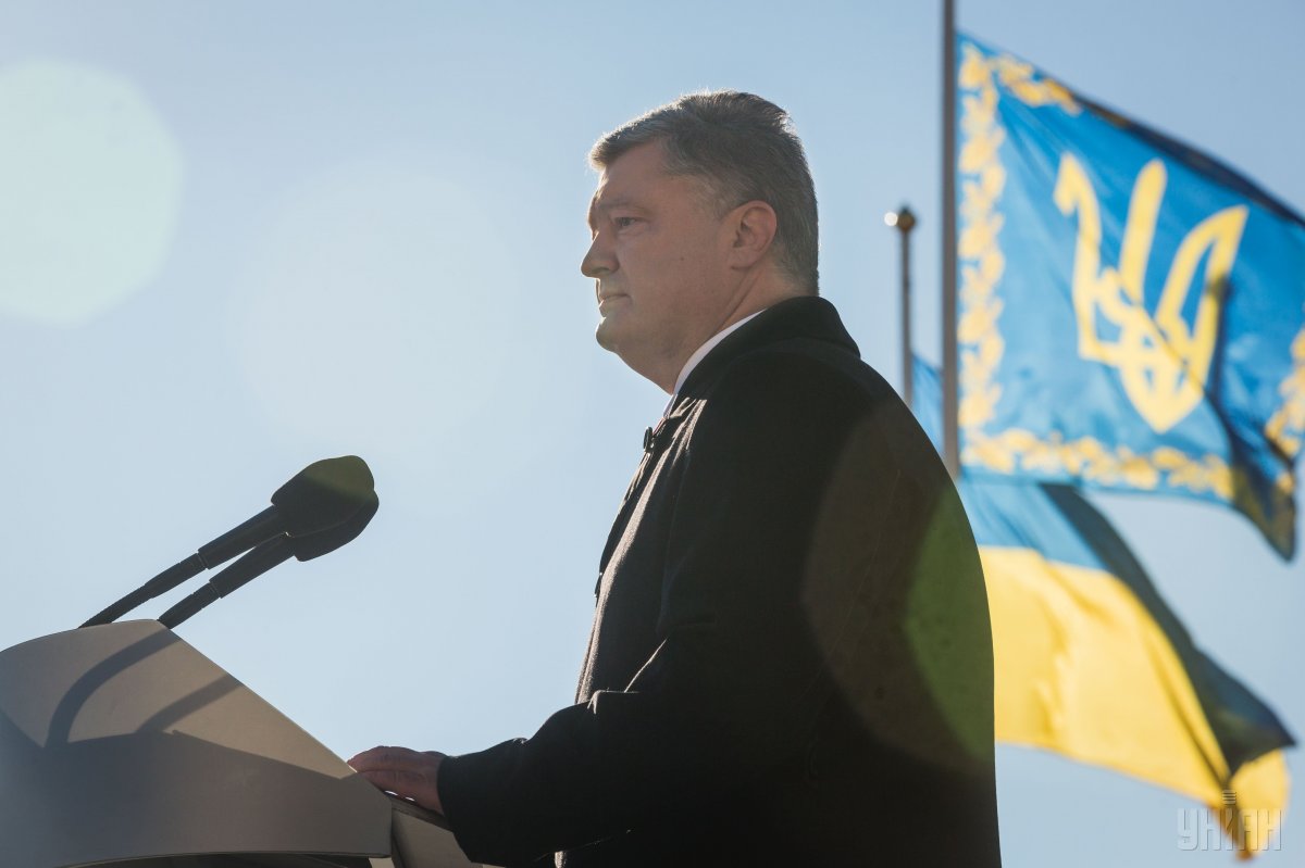 Президент Украины Петр Порошенко заявляет, что Нидерланды не прекращают процесс ратификации Соглашения об ассоциации между Украиной и ЕС и продолжат консультации.