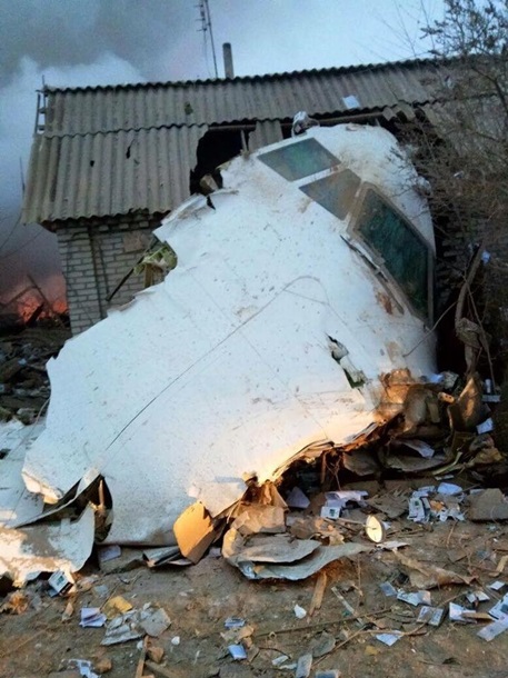 Boeing 747 зруйнував десятки будинків, тому кількість загиблих може істотно зрости.
