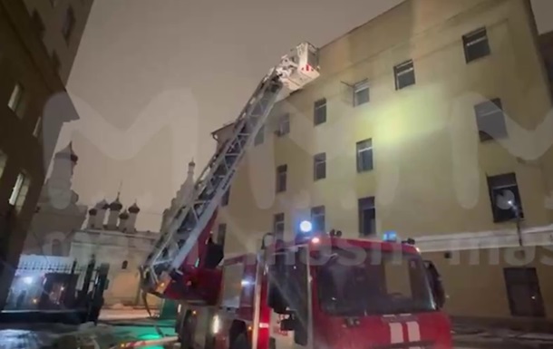 7 березня спалахнула будівля Головного управління МВС Росії, що знаходиться на Петрівці, 38 у Москві.