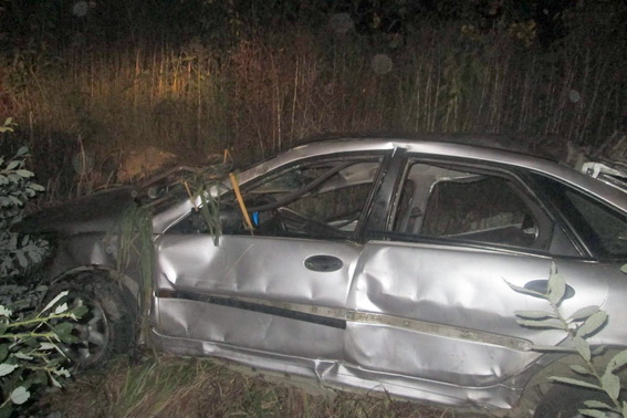 Вчора ввечері поблизу села Зняцево, що на Мукачівщині, водій «Renault Laguna» не впорався з керуванням – і злетів  в кювет.