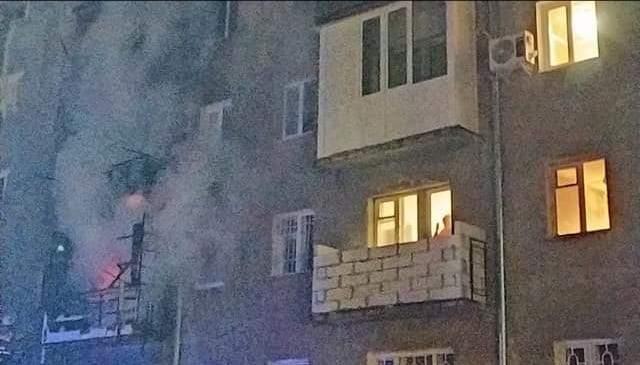 Накануне вечером, около 19:50, по адресу: Мукачево, ул. Окружная, 32, вспыхнул пожар. 