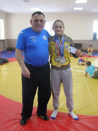 Вихованка відомого в Україні тренера Ізраіла Шайтилаєва Марія Томищ ще у жовтні минулого року виконала норматив майстра спорту України з вільної боротьби. 