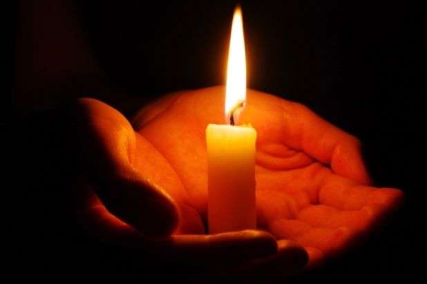У ніч на понеділок, 5 грудня, 69-річний мешканець Трускавця загинув від удару струмом від електричного обігрівача.
