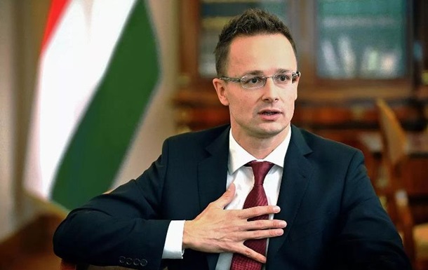 Один з консулів України, який працює в Угорщині, має покинути країну протягом 72 годин. Сійярто впевнений, що 