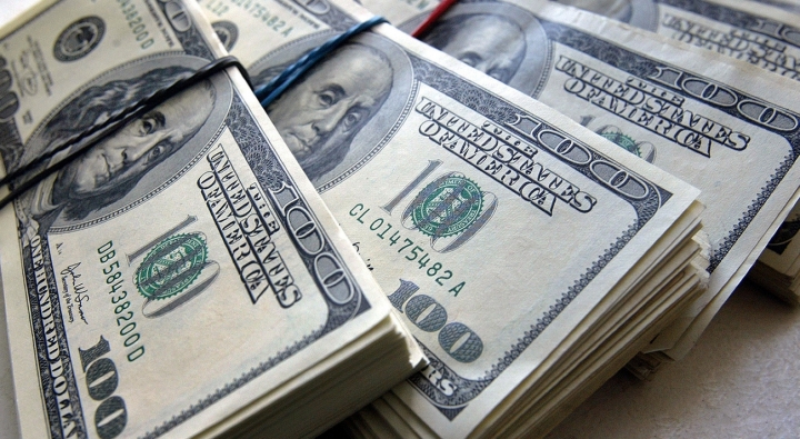 Національний банк України сьогодні, 8 листопада, встановив курс гривні до долара США на рівні 26,10 грн/долар