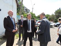 Сегодня, 26 мая, Берегово посетили государственный секретарь по социальным вопросам Венгрии Кароль Цібере и председатель Венгерской реформатской службы помощи Шандор Пал.