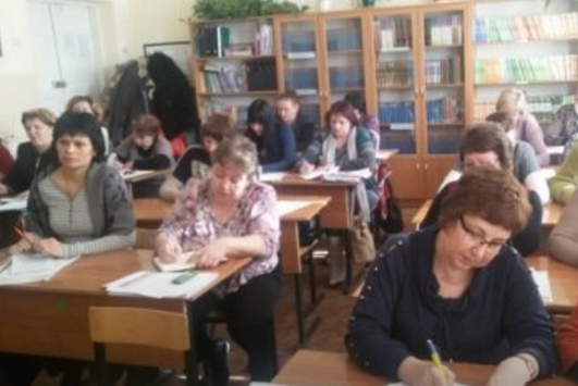 В Черновицкой области каждый третий учитель-участник ЗНО, которое проводили во время курсов повышения квалификации, сдал его на тройку, лишь 15% педагогов знают свой предмет на отлично.